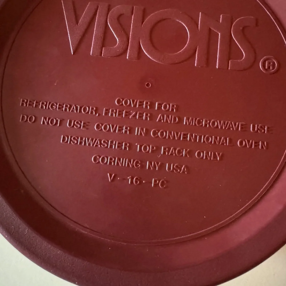 Corning Visions Cranberry food storage set 2-  1 Pint containers with lids